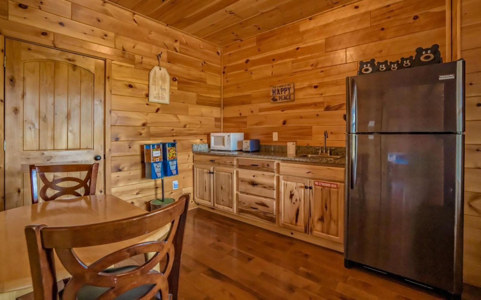 Beartastic Mountain View Lodge Гатлинбург Экстерьер фото